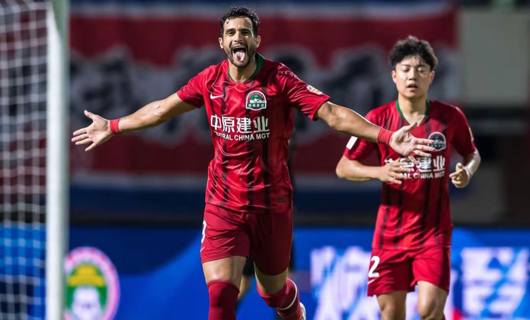 武汉三镇发布备战花絮；集结日刷新队史纪录；中超任务艰巨；医务组通报恢复的简单介绍