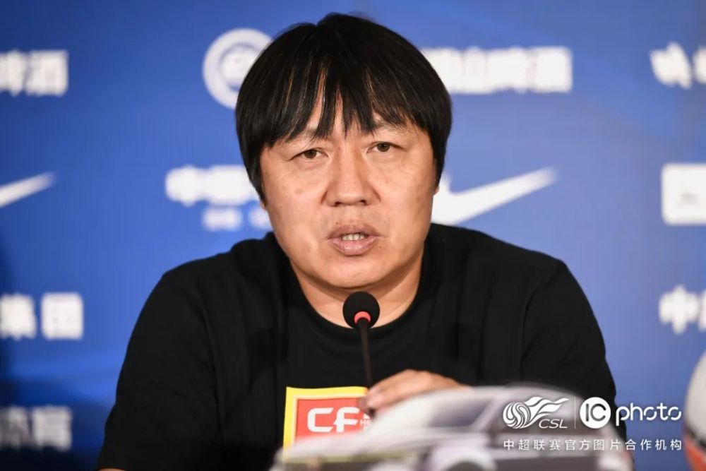 武汉三镇发布备战花絮；集结日刷新队史纪录；中超任务艰巨；医务组通报恢复的简单介绍