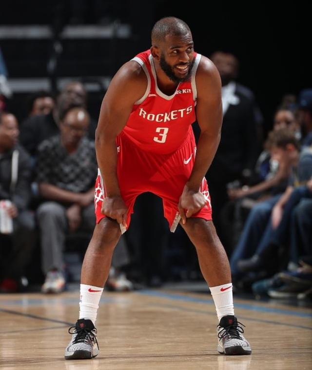 里昂迎欧超杯关键赛；冲刺阶段刷新队史纪录；引发热议；控场能力受关注的简单介绍